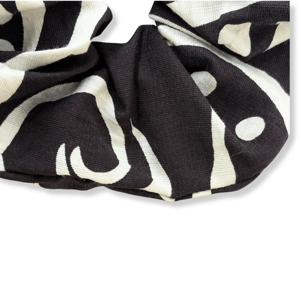 Υφασμάτινο Scrunchie Graphic Wave - Image 4